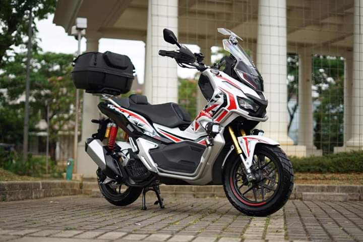 OPINI: Silang Sengkarut Review Honda ADV 150